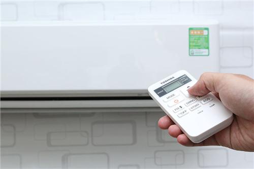 Máy lạnh Toshiba 1.5 HP RAS-H13S3KS-V